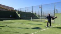 Clases de padel en Pozuelo, Aravaca y resto de Madrid: Ya empieza a llegar el buen tiempo y con el la ganas de dar clases de padel. Por eso os recordamos...